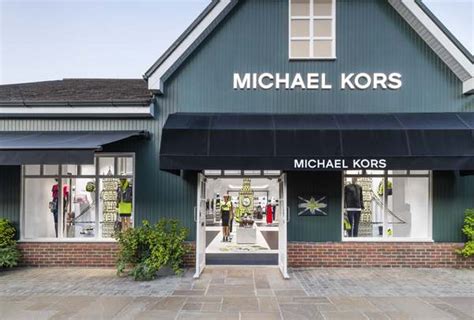 michael kors outlet shop cheshire oaks|Cheshire Oaks closing time.